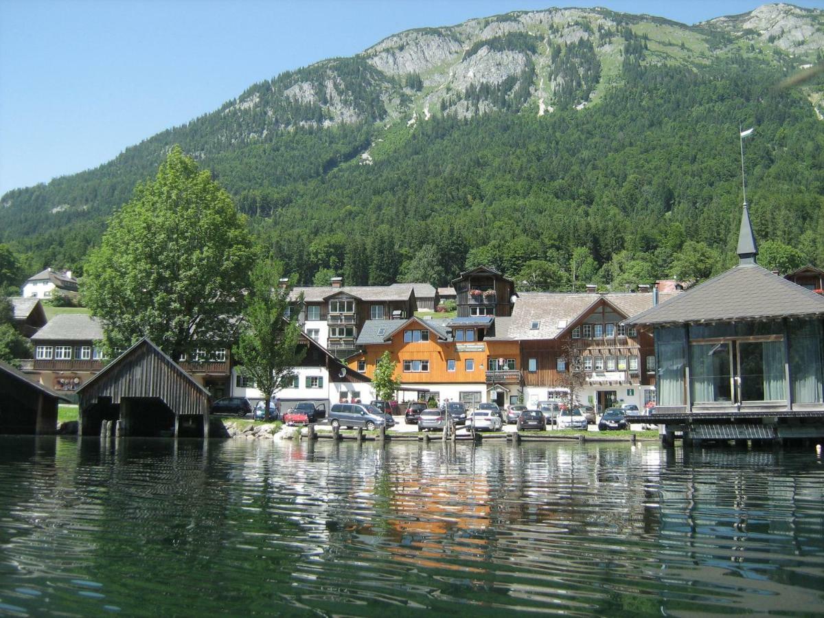 Das Haus Am See Grundlsee Exteriör bild